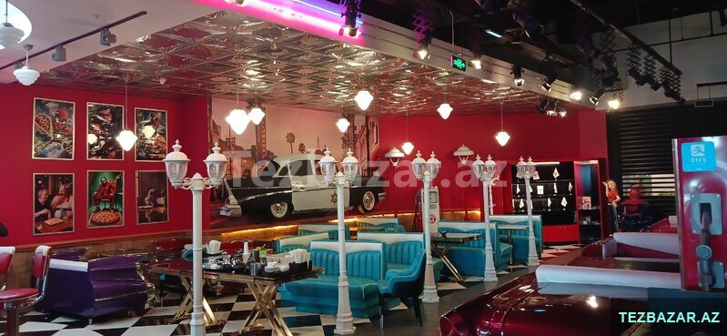Dəniz Mall-da yerləşən restoran əşyaları satılır Dəniz Mall-da yerləşən restoran əşyaları satılır