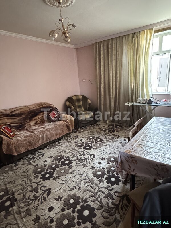 Bahar qesebesinde heyet evi Bahar qesebesinde heyet evi