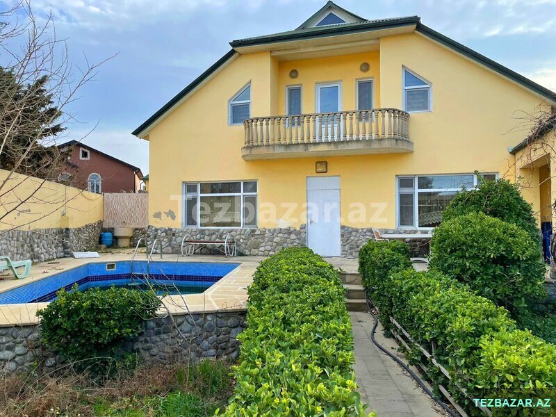 Merdekanda villa satılır Merdekanda villa satılır
