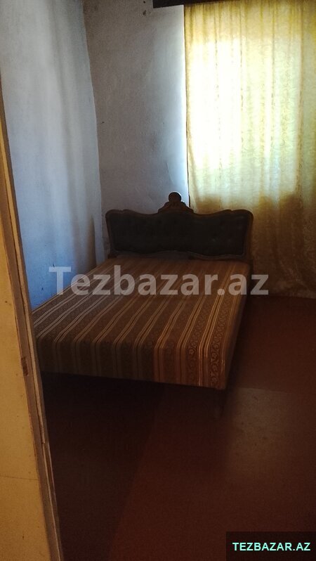 Binəqədi Sentiralnidə 2 otaqlı həyət evi Binəqədi Sentiralnidə 2 otaqlı həyət evi