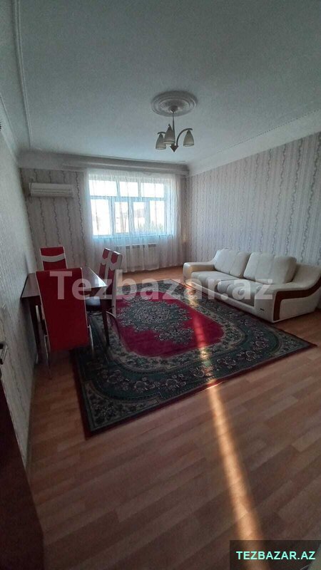 Xırdalanda Texnikomun yaninda Xırdalanda Texnikomun yaninda