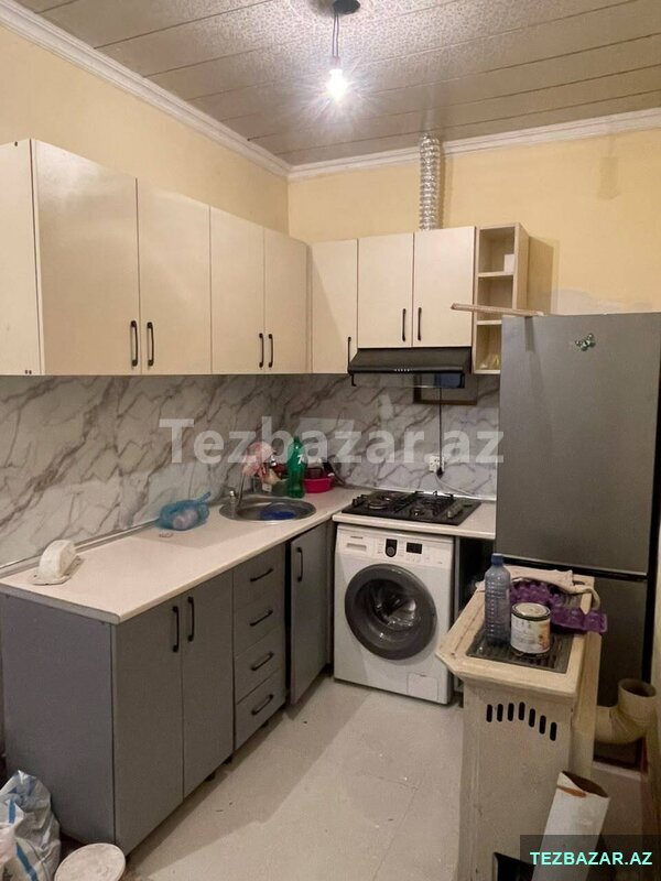Masazirda 3 otaqli heyet evi satilir Masazirda 3 otaqli heyet evi satilir