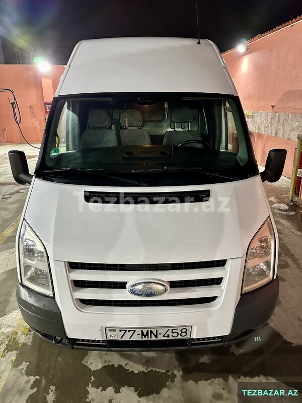 Ford Transit icarə Ford Transit icarə