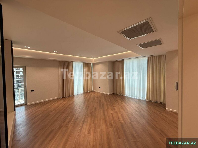 Altes Plaza-e Akademiyasi metrosu Altes Plaza-e Akademiyasi metrosu