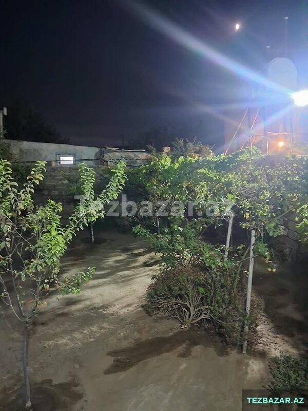 Buzovna,cümə məscidinin tam yanı Buzovna,cümə məscidinin tam yanı
