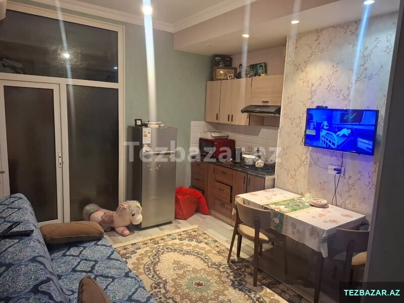 Masazırda təmirli bina evi satılır Masazırda təmirli bina evi satılır