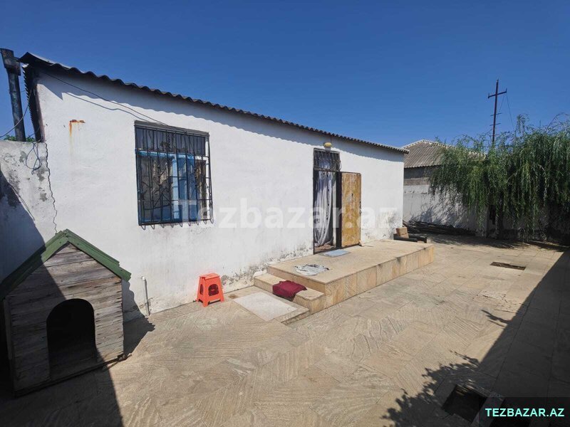 mastagada 3 otaq ev satilir mastagada 3 otaq ev satilir
