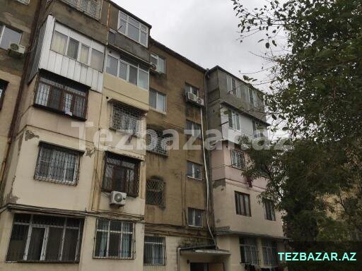Elmlərdə, 2 otaq orta mərtəbə,orta blok Elmlərdə, 2 otaq orta mərtəbə,orta blok