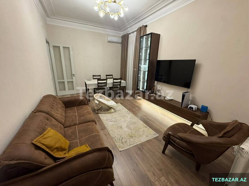 Merkezi park 2 otaqli stalinka Merkezi park 2 otaqli stalinka