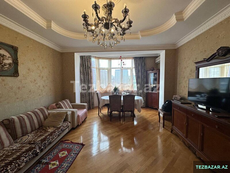 Satılır 3 otaqlı yeni tikili 110 m², 28 may m Satılır 3 otaqlı yeni tikili 110 m², 28 may m