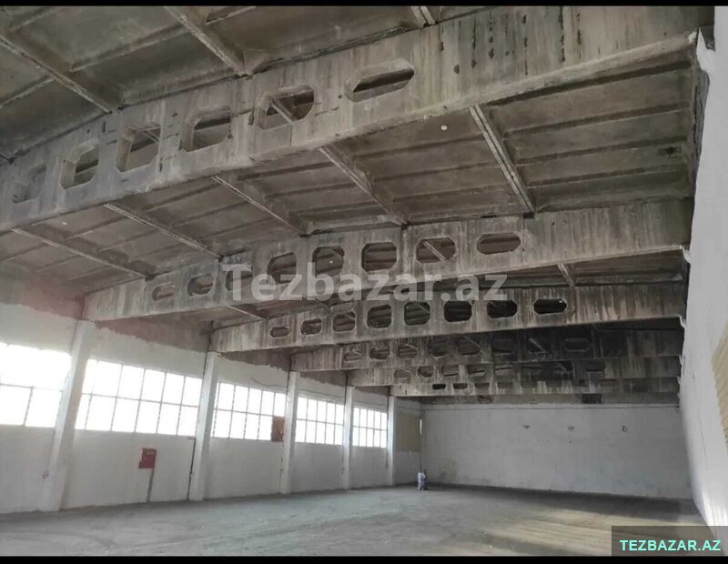 Zabrat qesebesinde 1450 kv anbar icareye verilir Zabrat qesebesinde 1450 kv anbar icareye verilir