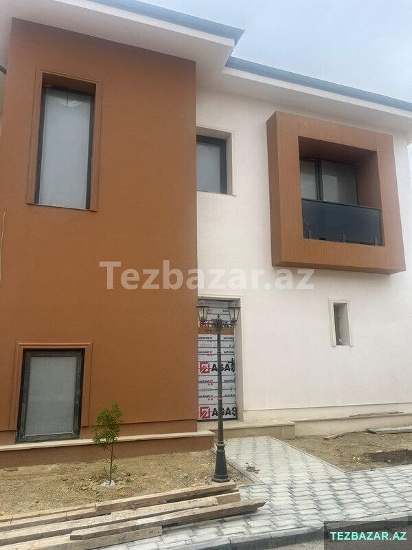 Yasamal Royal parkda 2 mertebeli villa satilir Yasamal Royal parkda 2 mertebeli villa satilir