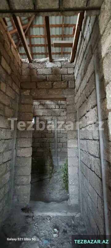 Buzovnada yol kenarinda 5 sot torpaq sahəsi satılır Buzovnada yol kenarinda 5 sot torpaq sahəsi satılır