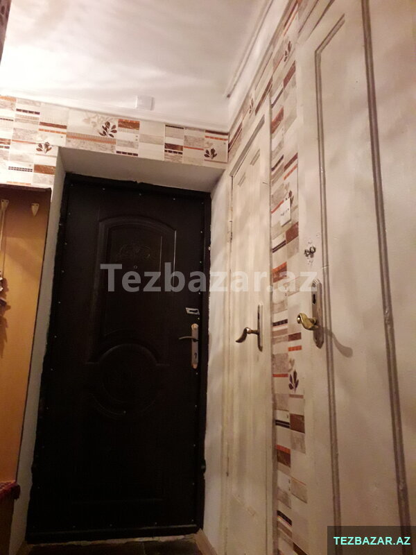 3 otaqlı super temirli bina evi 3 mertebe 3 otaqlı super temirli bina evi 3 mertebe
