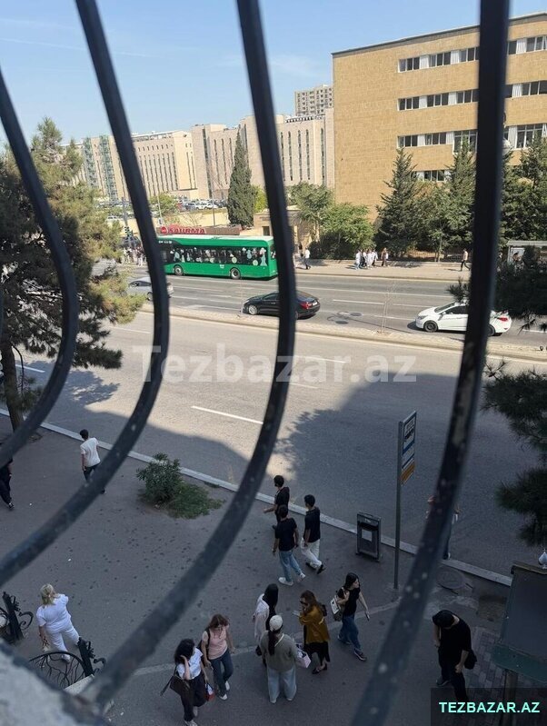 3 otaqlı satılır 3 otaqlı satılır